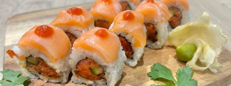 salmon-tropicana-roll